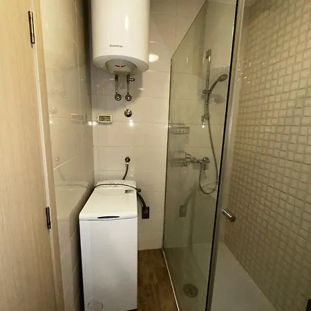 Kvart Aparttment 11 波德戈里察